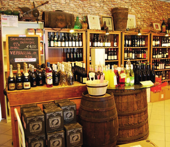 WYCIECZKI W słońcu Toskanii 6 dni Lukka - Piza - Siena - San Gimignano - Chianti - Florencja Smaki i zapachy Italii Dzień 1: Wyjazd z Polski według rozkładu jazdy.