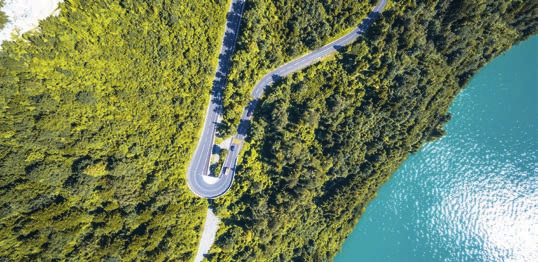 Szwajcarski zegarek Bankierzy Europy 6 dni WYCIECZKI Stein am Rhein - Neuhausen - Zurych - Bazylea - Lucerna - Berno - Gruyeres - Lozanna - Genewa Dzień 1: Wyjazd z Polski według rozkładu jazdy.