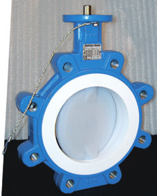 Lycene Przepustnica 32/40 do 300 mm Spis treêci COATING Internal External Nowe rozwiàzania Materiały i budowa Wymiary Zestaw monta owy pod nap d Nap dy Połàczenia kołnierzowe Normy