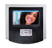 Cyrowy system wideo DUO SYSTEM 17 MONITORY mylogic OSD TOUCH TOUCH ML2002C Wymiary: mm 154x154x30 Kolor biały Kolorowy, głośnomówiący wideomonitor mylogic One przeznaczony dla systemu Duo.