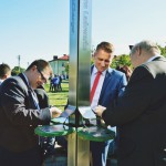 edukacyjne: światowidy Ptaki pól i łąk, Rośliny łąkowe, Owady, gry Co ze mnie wyrośnie i Drzewa liściaste oraz Wiedza kołem się toczy posłużą młodzieży szkolnej i mieszkańcom Mochowa do odkrywania