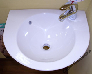 52 MISKA WISZĄCA K83100 PRIMO BIAŁA KOŁO 2 259,00 53 DESKA SEDESOWA 572170 RENOVA NR 1 PLAN KERAMAG 1 185,00 54 BIDET WISZĄCY 234570 RENOVA NR1 PLAN KERAMAG 1