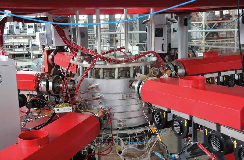 Extrusionssystem System wytłaczania Reversierender