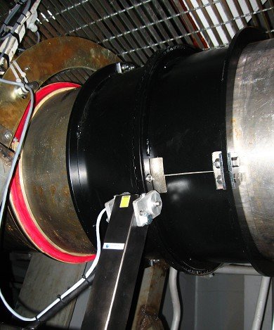 Mirosław Dereszewski by enterprise ENAMOR Ltd. The torque meter is mounted at intermediate shaft and measure instantaneous angle of shaft torsion and instantaneous angular speed.