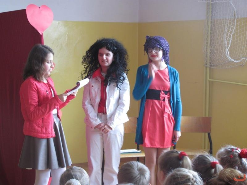 KLASA I: Julia Stypka, Wiktor Dzieniarz, Julia Hasikowska. KLASA II: Kacper Polak, Zuzanna Szyda, Lena Szczęsna.