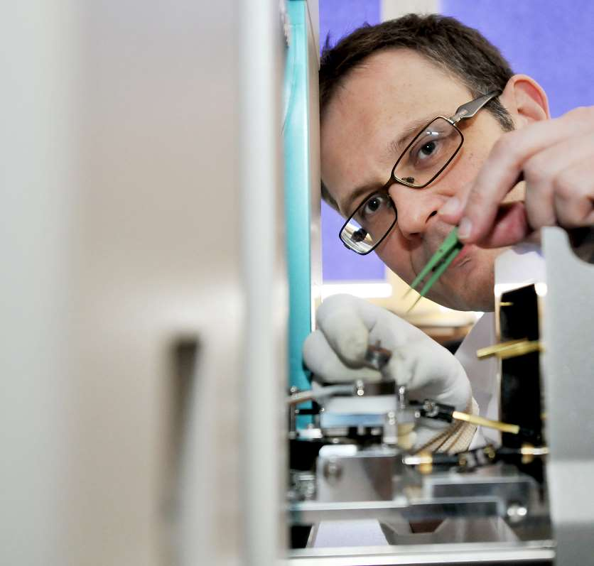 WYDZIAŁ MECHANICZNY e wzorca tekstu Wydział Mechaniczny PŁ jest wiodącym w skali kraju ośrodkiem badawczym posiadającym wieloletnie doświadczenie w obszarze zaawansowanych technologii m.in.
