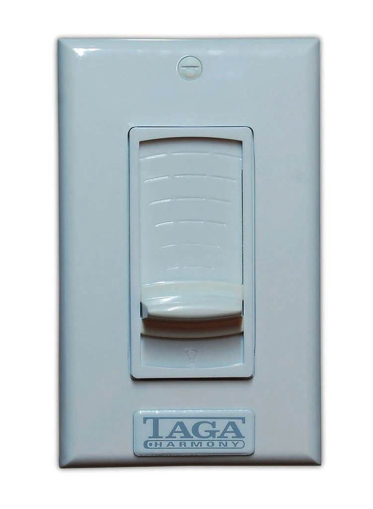 Akcesoria CI TVR-7SL Regulator poziomu głośności Moc wzmacniacza: 75 W / kanał Przełączane: 1X, 2X, 4X i 8X Autoformer: Wysokiej jakości, 12-stopniowy Przełącznik Make before break dla płynnych