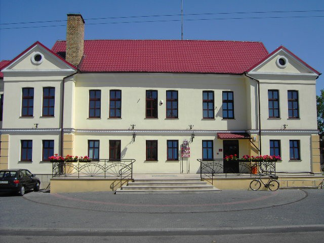 Urząd Gminy w Grzegrzewie plac 1000-lecia Państwa Plskieg 1 62-640 Grzegrzew Tel: 63 2718 255, fax: 63 2718 222, adres e-mail: grzegw@grzegrzew.