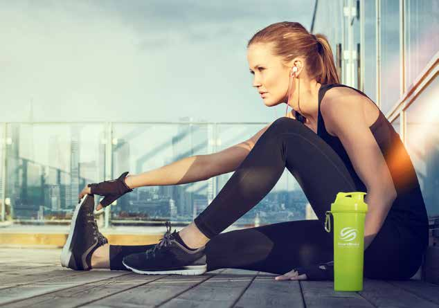 Sagaform przedstawia uniwersalne shakery SMART SHAKE Fresh shaker, biały Plastik PP. Praktyczny, trójelementowy shaker. Doskonały do przygotowania smartshaków i innych napojów dla sportowców.