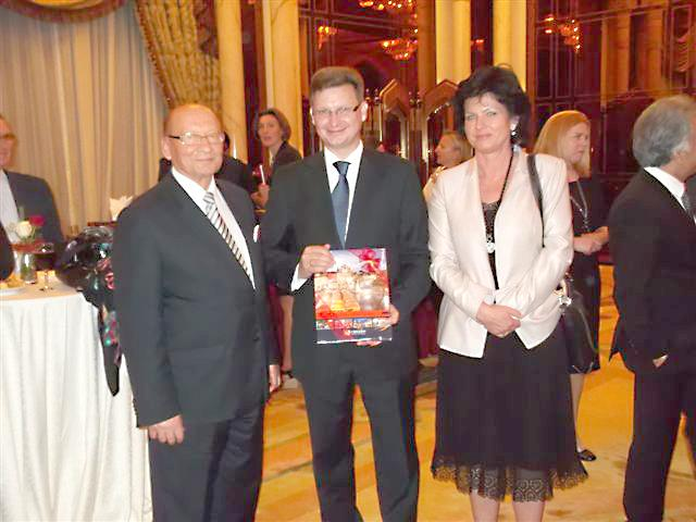 W dniach 29 kwietnia 3 maja br. Prezydent Tadeusz Ferenc wziął udział w corocznym forum inwestycyjnym w Dubaju.