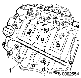 Page 18 of 39 47. Wymontować zacisk przewodu wysokociśnieniowego z pokrywy głowicy cylindrów Odkręcić 2 śruby 48.