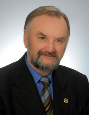 W trosce o przyrodę, wodę i stawy rybne Mając powyższe na względzie przedstawiam rybacki punkt widzenia na sprawy gospodarki wodnej w Polsce.