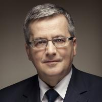 Bronisław Komorowski Bronisław Komorowski polski polityk, z wykształcenia historyk. Od 6 sierpnia 2010 Prezydent Rzeczypospolitej Polskiej. W latach 1991-2010 poseł na Sejm.