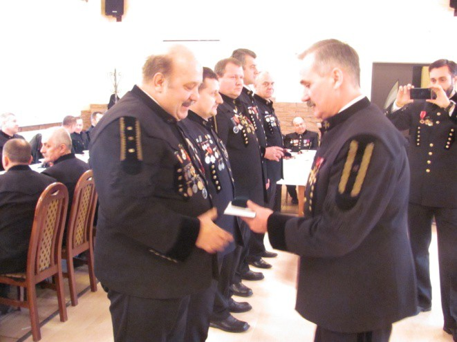 ratownictwo. Niestety ratownicy górniczy są widoczni i chwaleni jak jest akcja, po akcji jest już różnie. Prezydium, Zarząd, zaproszeni goście 2015 r.