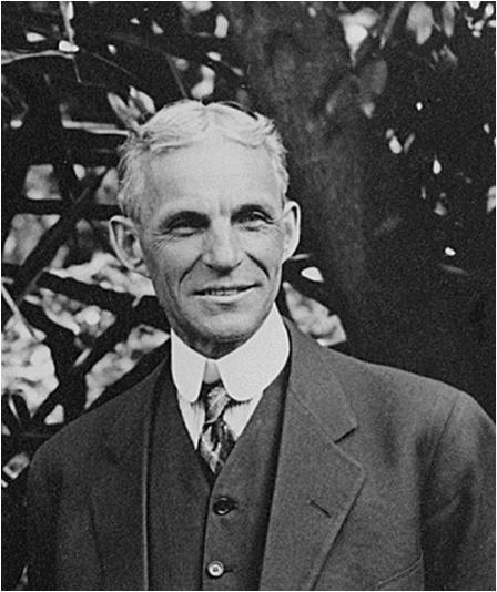 Henry Ford (1863-1947) Po uruchomieniu linii produkcyjnej sprzedaż Modelu T wzrosła z 78000 (1911-12) do 248000 (1913-14).