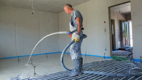 Pompa hydrauliczna do wylewek pływających Do wylewek pływających Wylewki pływające cementowe Wylewki pływające na bazie siarczanu wapnia Der EstrichBoy FHS 200 przekonuje licznymi zaletami: