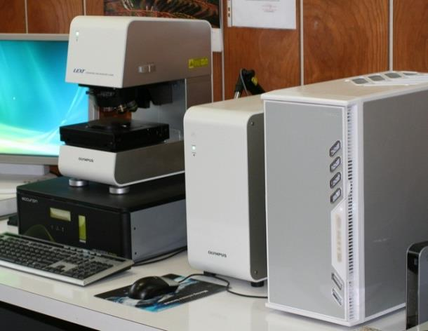 Ważniejsze urządzenia badawcze: skaningowy mikroskop elektronowy Hitachi S-3000N (z przystawką do mikroanalizy rentgenowskiej EDS firmy THERMO typ Ultra Dry, analizatorem EBSD firmy HKL Technology