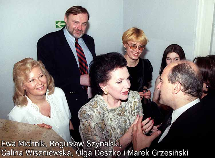 je na scenie nowojorskiej Metropolitan Opera w partiach Aidy i Butterfly. Galina Wiszniewska była pierwszą sowiecką śpiewaczką występującą na tej scenie.