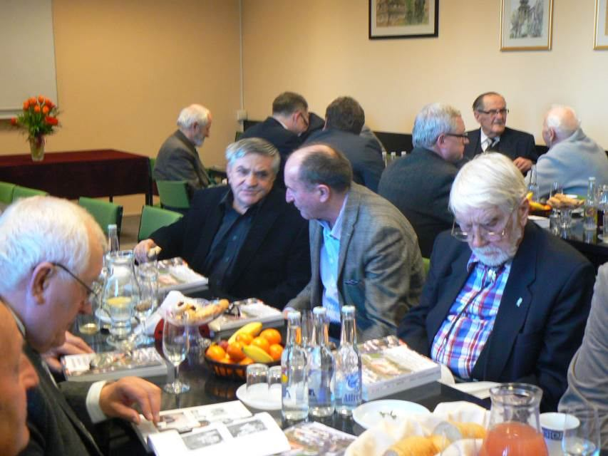 11 12 Kol. E. Szczepański, E. Kozłowicz, K. Mrozik, K. Rzepa, B. Mirek Kol. W.