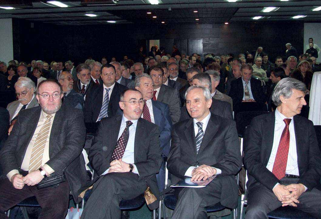 ДОГАЂАЈИ Оспособити електромашиноградњу ради ефикасности пројеката у енергетици 22 промењена је у ревитализацији Блока А-4.