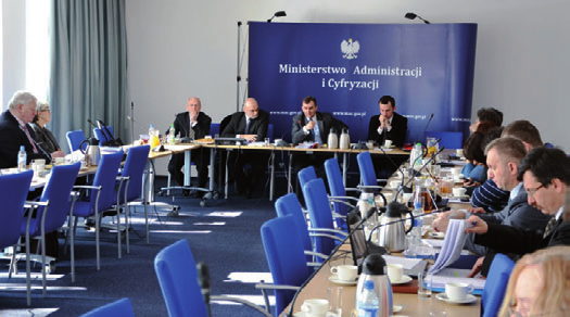 XXXVII. Zasadnutie Zmiešanej komisie vlády a národnostných i etnických menšín Poľskej Republiky autor MILICA MAJERIKOVÁ-MOLITORIS foto ĽUDOMÍR MOLITORIS Varšava sa stala v dňoch 13. a 14.