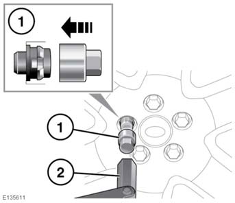 Zmiana koła W pojeździe z dojazdowym kołem zapasowym nie mogą być używane akcesoria zwiększające przyczepność, takie jak łańcuchy śniegowe.