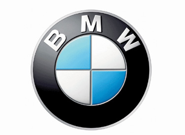 2 Charakterystyka sytuacji w spółkach z indeksu DAX BMW (motoryzacja) 2015 2016 2017 2018 2019 Przychody (mln ) 92 175 94 863,9 97 110,5 97 110,5 98 175,8 EBIT (mln ) 9 593,0 9 862,7 9 782,3 9 890,7