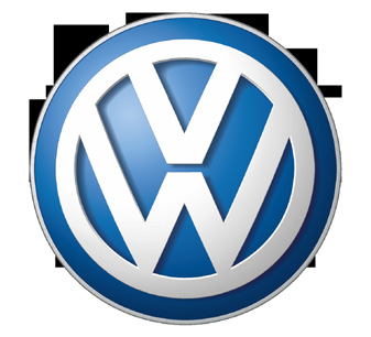 6 VOLSWAGEN (motoryzacja) 2015 2016 2017 2018 2019 Przychody (mln ) 213 292,0 210 962,0 216 297,0 223 777,6 228 767,7 EBIT (mln ) 4 069,0 11 895,5 14 096,6 15 301,2 15 842,0 Wynik netto (mln ) 1