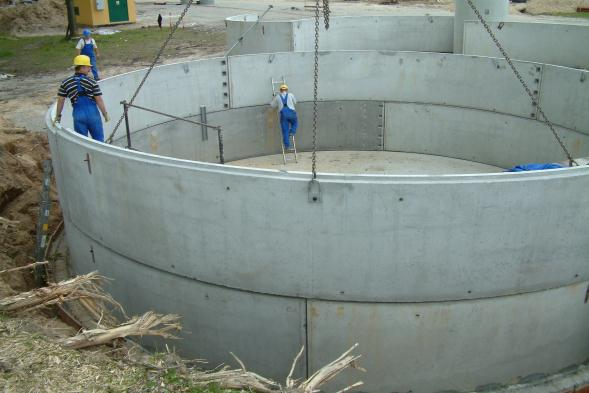 Wykorzystywane jako zbiorniki dla stacji uzdatniania wody,