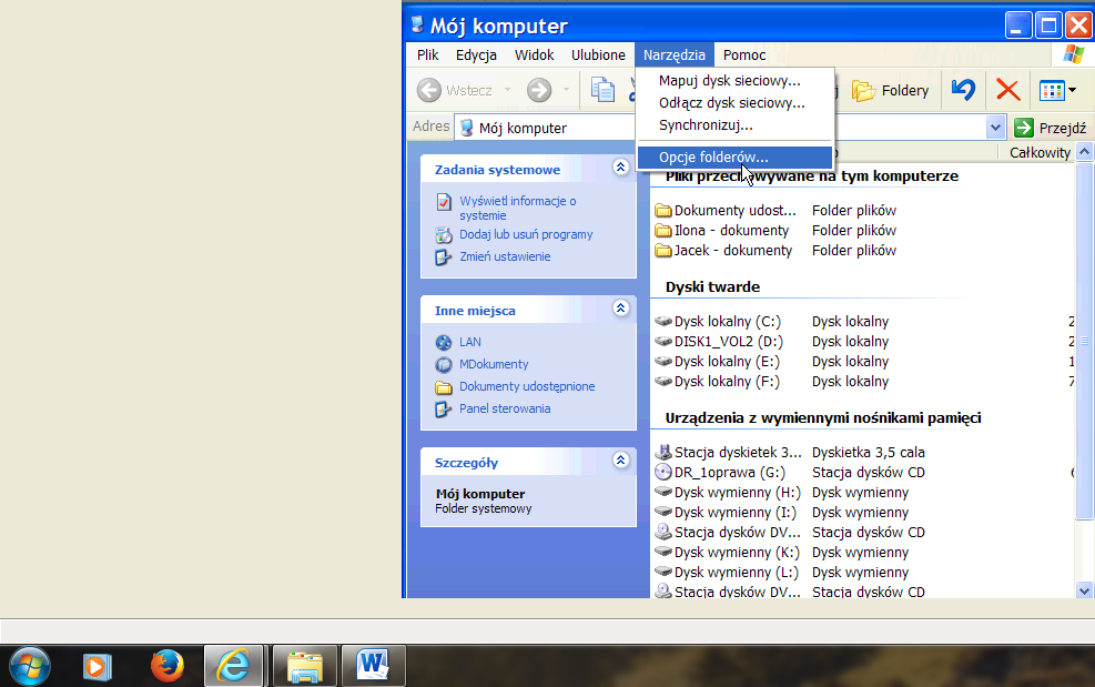lub Narzędzia/ Opcje folderów W obu
