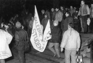 Po demonstracji list otwarty w sprawie legalizacji NZS podpisało ponad tysiąc studentów z kilku wydziałów. Marek Żelazny (WPiA UŚ): W marcu 1988 r.