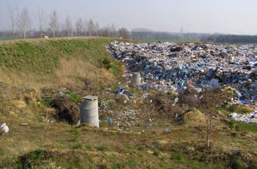 Dodatkowo dla składowisk odpadów przygotowuje się, zgodnie z obowiązującymi przepisami, instrukcje prowadzenia składowiska (wraz z możliwością wydobywania odpadów ze składowiska) oraz plany awaryjne.