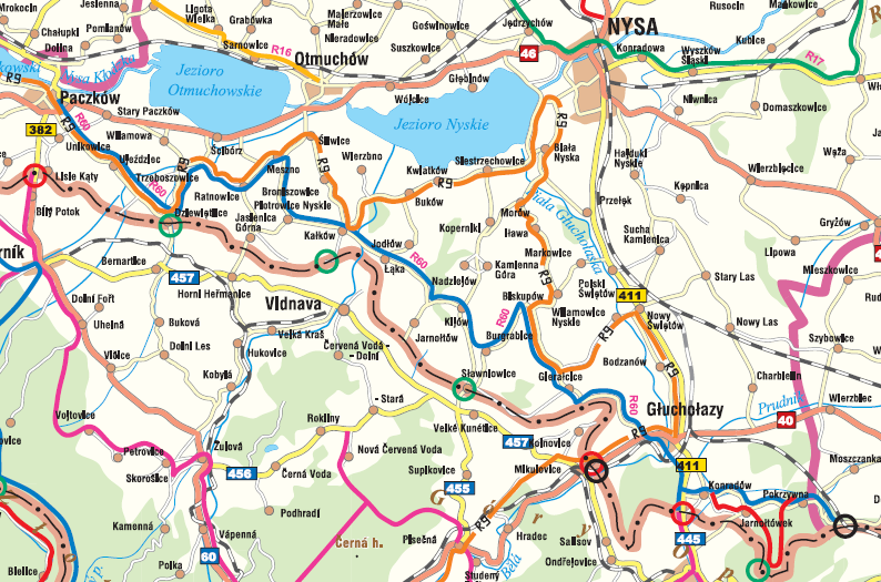 Nazwa Trasa niebieska R60 Mapa Oznakowanie trasy Uwagi Drogowskazy i znaki podstawowe szlaku niebieskiego R60 Zbyt mało powtórzeń znaków rowerowych, przez co nie zawsze wiadomo czy jest się nadal na