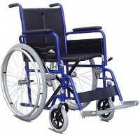 Pakiet nr 2 Wózek inwalidzki 1. Wózek składany krzyŝakowo. 2. Konstrukcja chromowana. WyposaŜony w 2 podłokietniki, zdejmowany zagłówek, odchylane i 3. zdejmowane podnóŝki. 4.