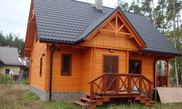 OBIEKT REFERENCYJNY 8 System wentylacji mechanicznej na bazie pompy ciepła NIBE F470 W kwietniu 2013 roku w drewnianym domku o powierzchni 85 m 2 została zainstalowana wentylacyjna pompa ciepła NIBE