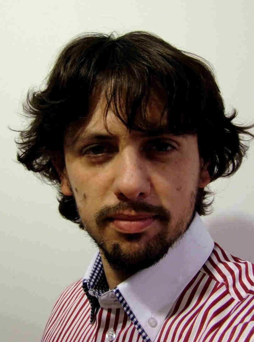 O mnie SEBASTIAN CISZEWSKI Rocznik: 1978 Wykształcenie: pedagog społeczny, trener interpersonalny Praca: Brando