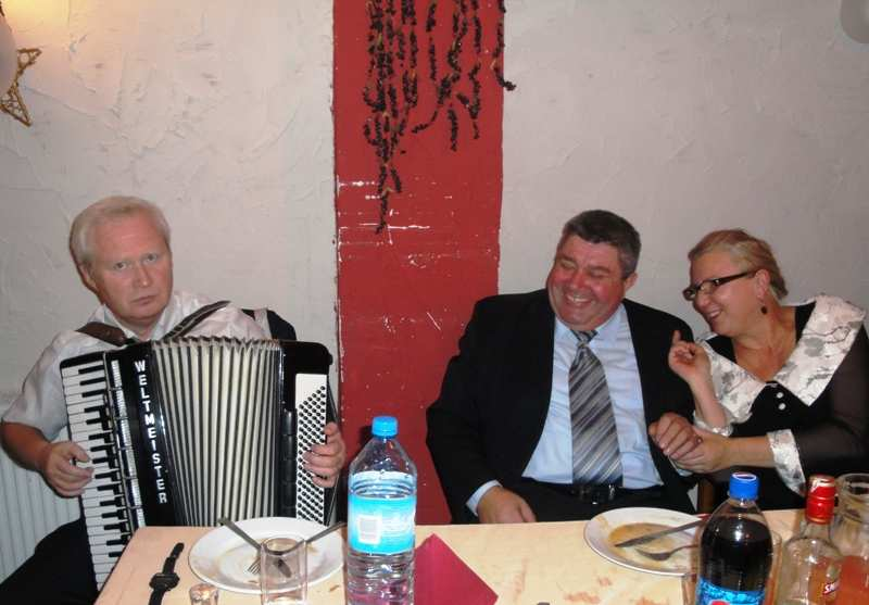 W poŝegnaniu kolegi Henryka uczestniczyli przedstawiciele Dyrekcji Oddziału byli i obecni współpracownicy, rodzina oraz