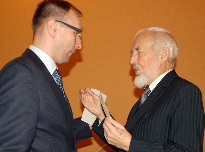 Jerzy Chylewski; Leopold Witul Wiele radosnego ciepła, zbliżającego