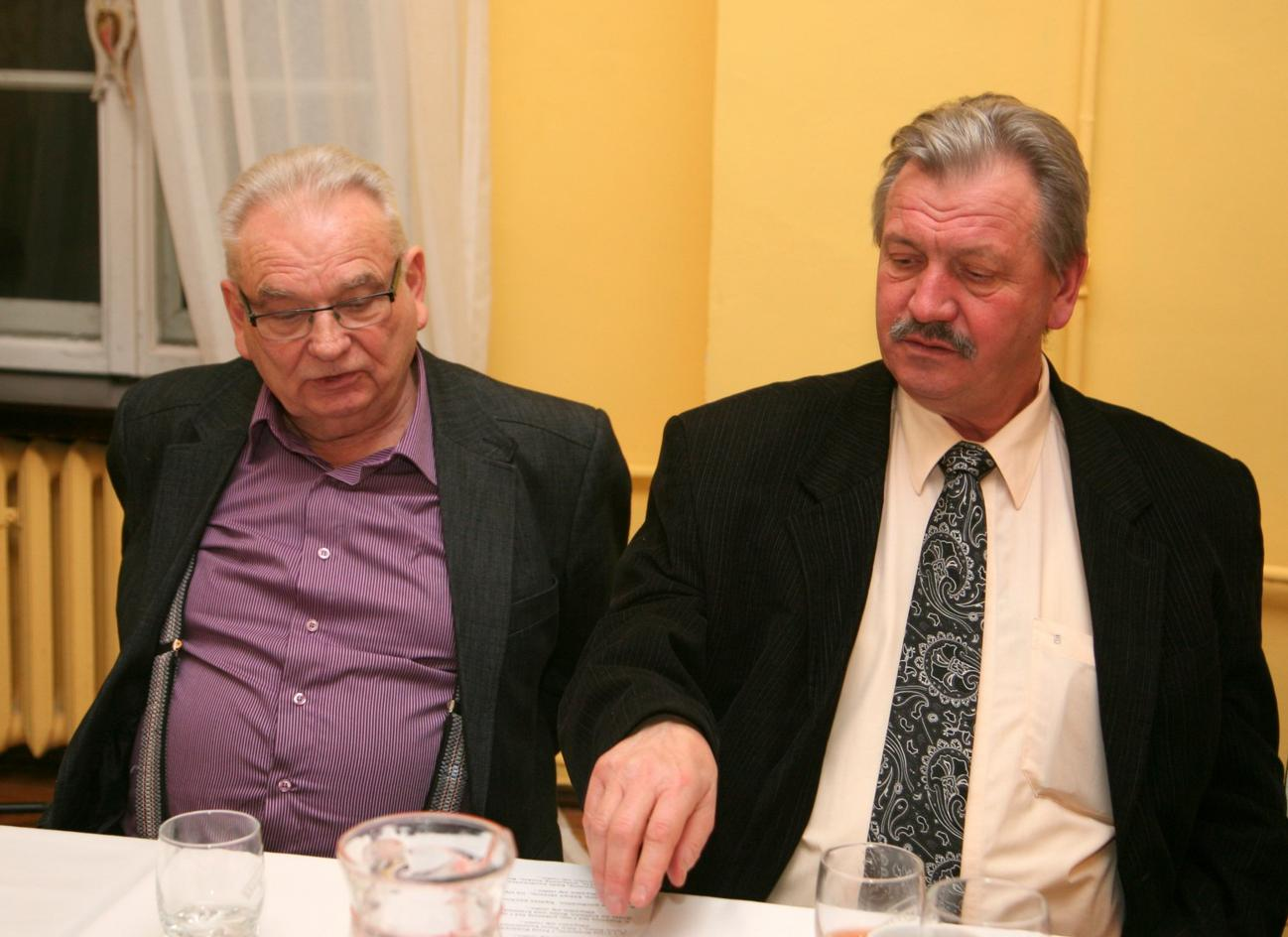 Uczestników uroczystości pozdrawia Stanisław Marcin Wiliński ;
