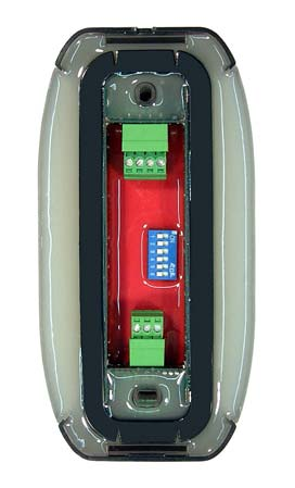 Podstawowe dane techniczne: Napięcie zasilania Pobór prądu Zasięg odczytu 7..15 V DC średnio 80 ma ok. 12 cm dla karty ISO Temperatura pracy - 25.. + 60 C Wilgotność względna 0.