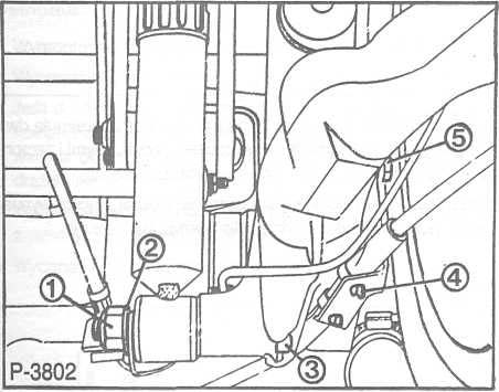 Demontaż i montaż amortyzatora tylnego Do montażu potrzebny jest kanał lub podnośnik stanowiskowy, ponieważ przy dokręcaniu śrub amortyzatora samochód musi stać na kołach Montaż