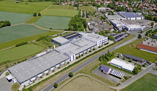 Siedziba firmy w Spangenbergu, Północna Hesja NAJWYŻSZA JAKOŚĆ MADE IN SPANGENBERG W 1958 roku Wilhelm H. Kullmann otworzył w Spangenbergu fabrykę pił taśmowych WIKUS.