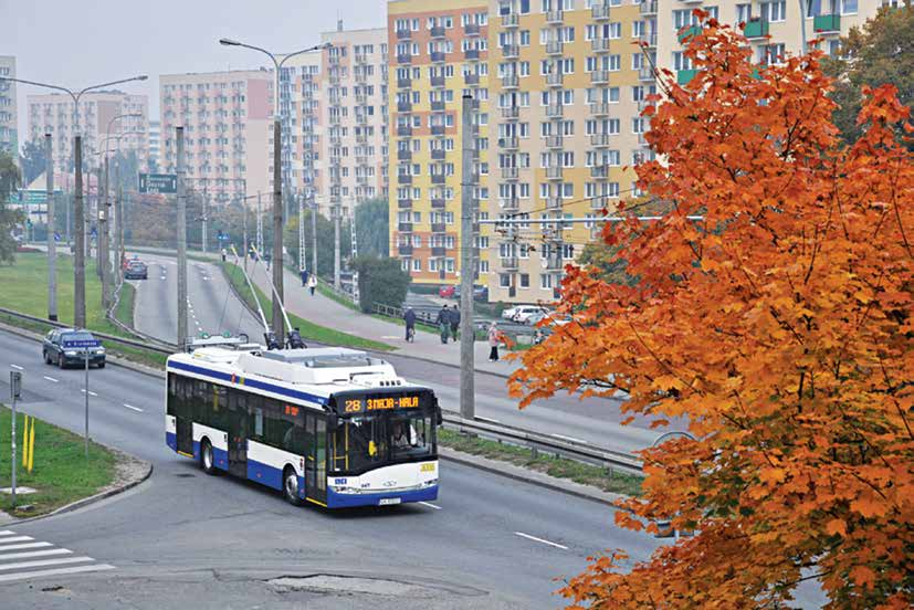 Solaris Trollino 12M eksploatowany przez Przedsiębiorstwo Komunikacji Trolejbusowej w Gdyni Michał Konarski, Olgierd Wyszomirski Preferencje i zachowania komunikacyjne uczniów liceów