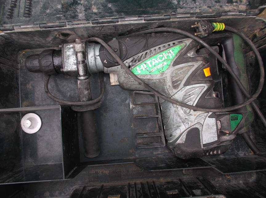 9. młotowiertarka HITACHI - cena