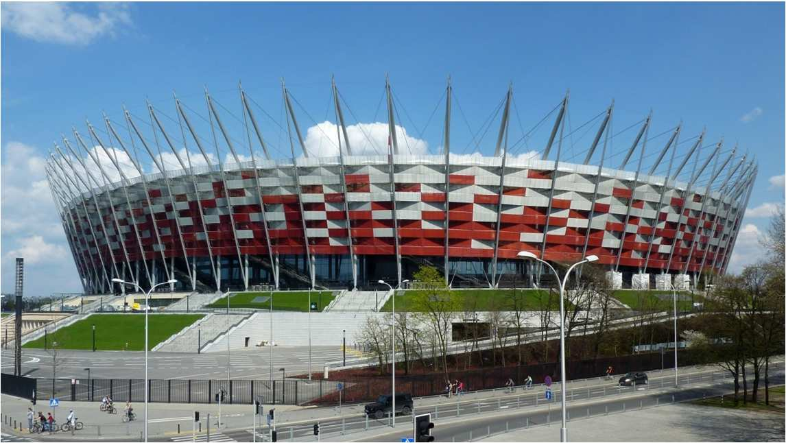 Stadion Narodowy Koszt 1,9 mld zł 58 tys. widzów 66 loży VIP 149-179 tys.