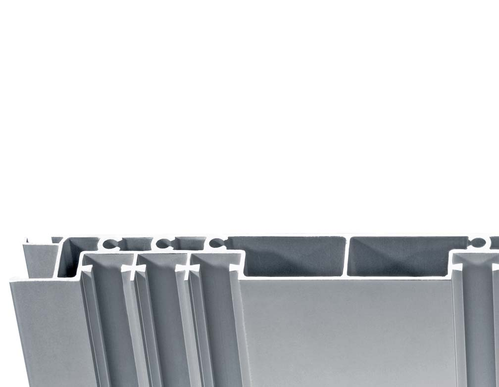 AluFire 3 NAJWYŻSZA TECHNIKA. System kontroli CANBUS Kabina załogi "Magirusowski" design Wyłącznie u MAGIRUS-a: Redundancja danych i system wspomagania dla wszystkich funkcji głównych (np.