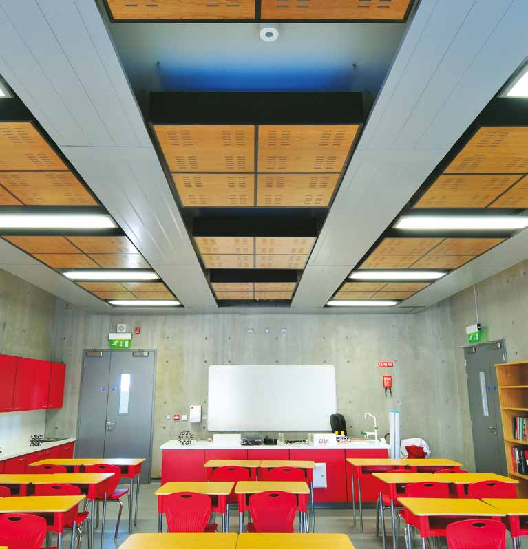 sufity drewniane I 09 szkolnictwo Rozumienie mowy i zachowanie koncentracji to wymogi związane z właściwościami akustycznym pomieszczeń, które muszą być spełnione, aby nauczyciele mogli efektywnie