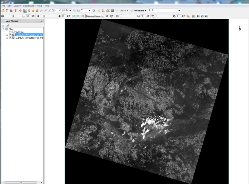 Plik ze zdjęciem satelitarnym można otworzyć na dwa sposoby.