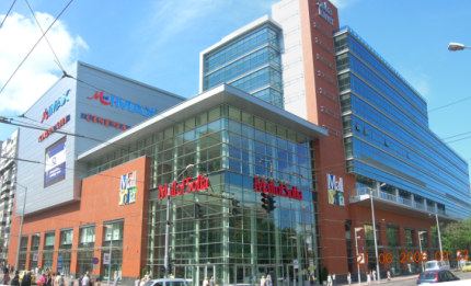 Bułgaria Sofia Stara Zagora Plovdiv Ruse 2 Varna Burgas kino 3 ekranów 2 900 miejsc IMAX 6kin w budowie 52 ekrany w budowie