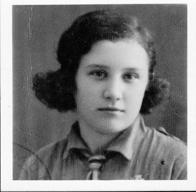 Zdjęcie Janki z 1936 r. W okresie przedwojennym zdobyła wiele sprawności, głównie w zakresie łączności. Objęta tą specjalizacją włączana była do konkretnych działań.